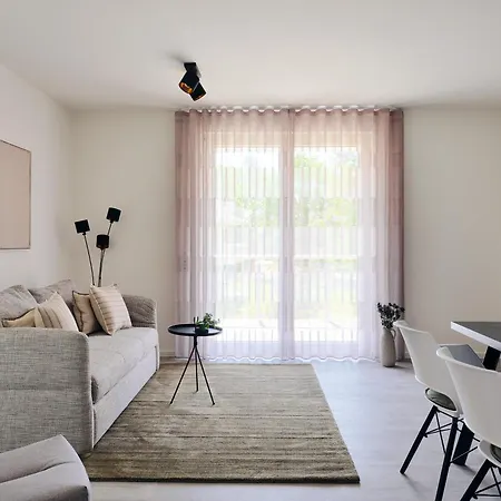 Apartment C 2 